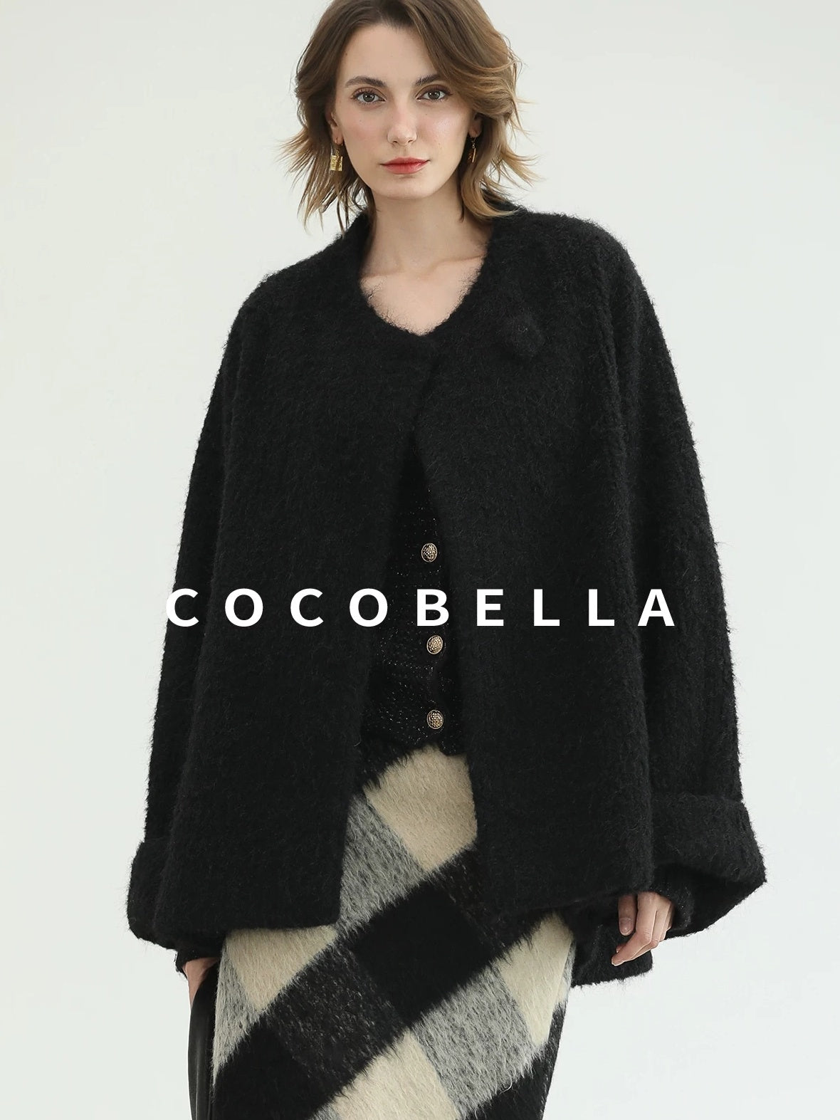 COCOBELLA Thick Polyester Minimalist Loose Fit Round Neck Button Pocket Black Jackets