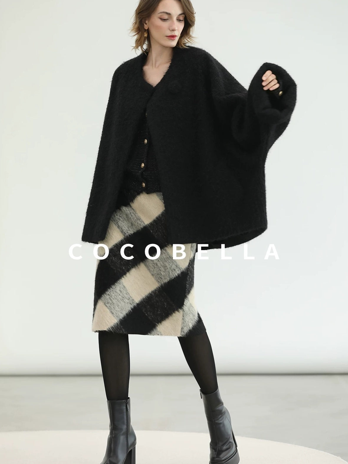 COCOBELLA Thick Polyester Minimalist Loose Fit Round Neck Button Pocket Black Jackets