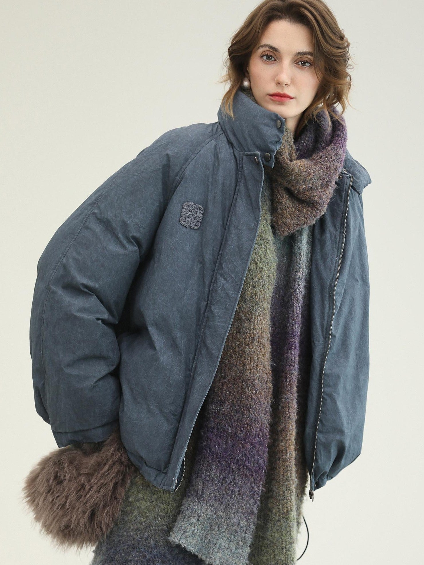 COCOBELLA Warm 90Pc White Duck Down Commuter Straight Embroidered Short Cotton Down Jackets