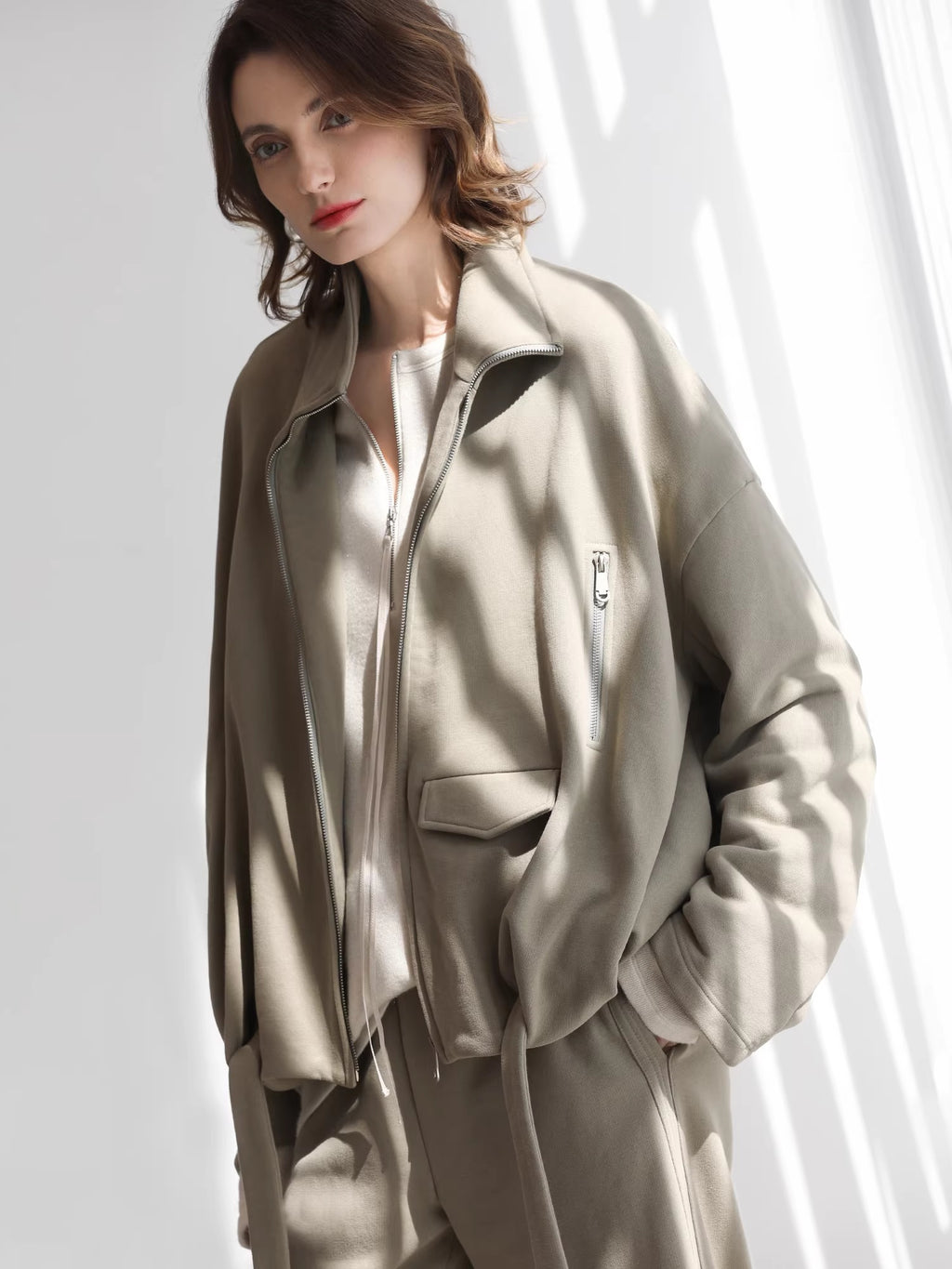 COCOBELLA_Warm_Thick_Cotton_Blend_Relaxed_Fit_Zip_Up_Pocket_Solid_Versatile_Hoodies_MISSTT