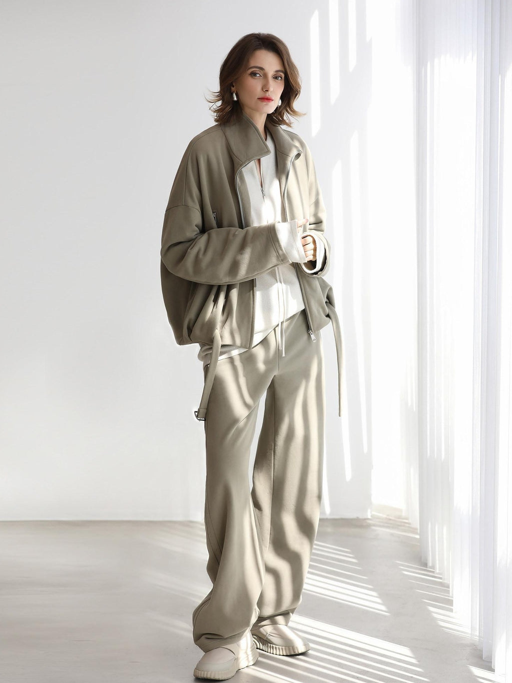 COCOBELLA Warm Thick Cotton Blend Relaxed Fit Zip Up Pocket Solid Versatile Hoodies