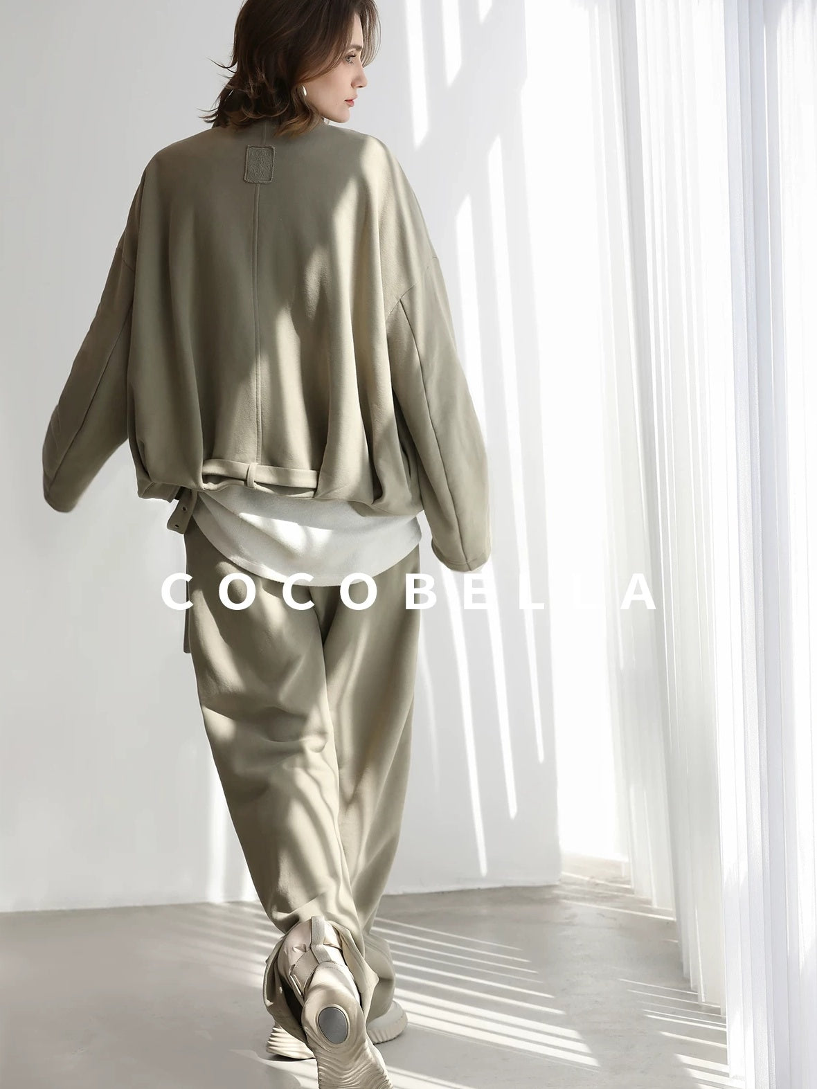 COCOBELLA Warm Thick Cotton Blend Relaxed Fit Zip Up Pocket Solid Versatile Hoodies