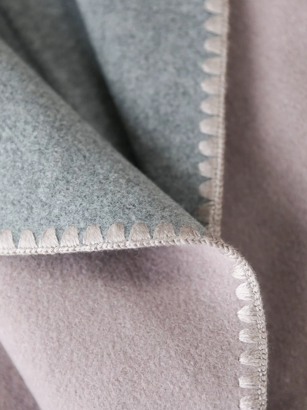 COCOBELLA Wool Blend Belted Shell Embroidery Tailored Straight Long Lapel Ol Coats