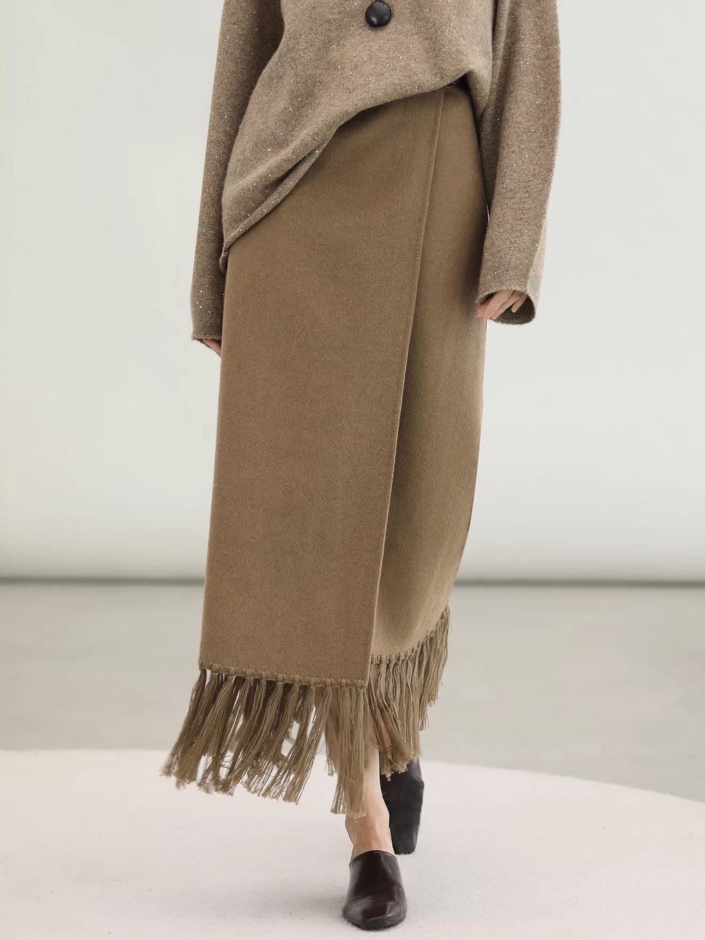 COCOBELLA_Wool_Blend_Shell_Embroidery_Tassel_Mid_Rise_Front_Slit_H_Silhouette_Office_Skirts_MISSTT